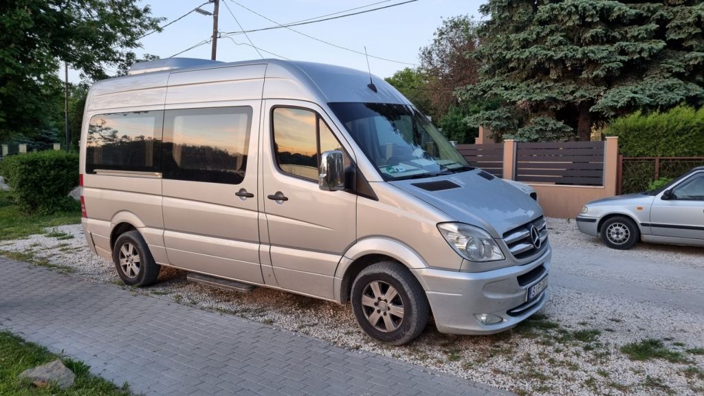 Mercedes Sprinter 8+1 passengers